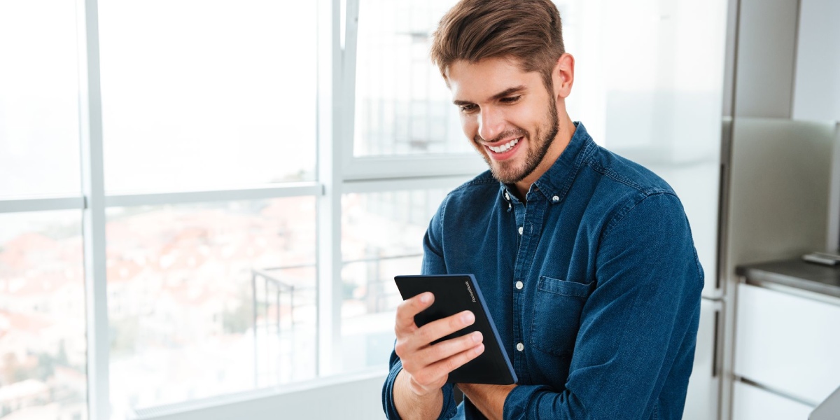 PocketBook wprowadza do swojej oferty dwa nowe „sześciocalowce” – PocketBook Verse i PocketBook Verse Pro